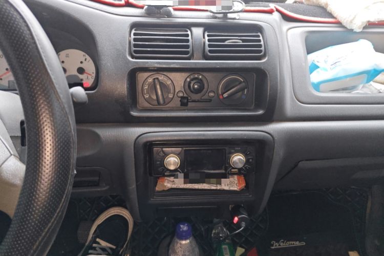 Used Suzuki Wagon R 2012 Entrepreneur Edition 1.0L Manual - Overdrive Type Audio And AC Panel