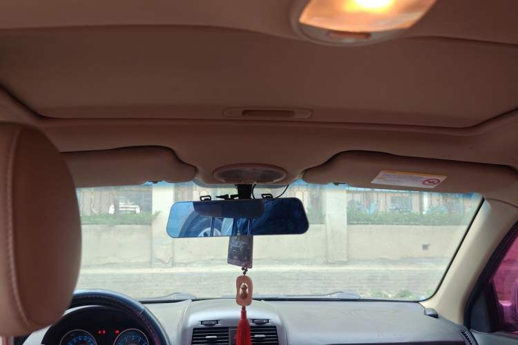 Used Buick Excelle 2013 1.5L Manual Classic Model
