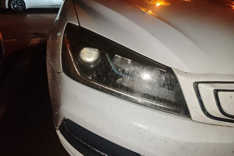 Used Geely Auto Emgrand New Energy 2018 EV450 Ambition Model Right Front Headlight