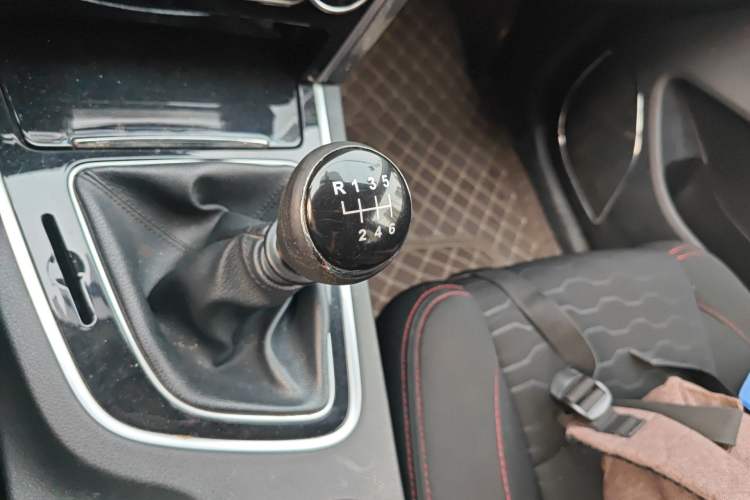 Used Leopaard CS10 2015 2.0T Manual New Generation Trim