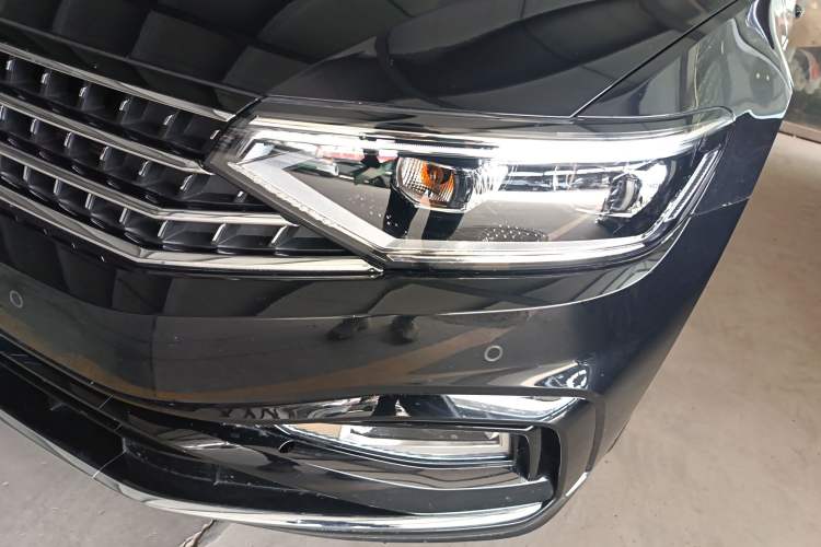 Used Volkswagen Magotan 2023 2 Million Units Limited Edition 330TSI DSG Leading Version Left Front Headlight