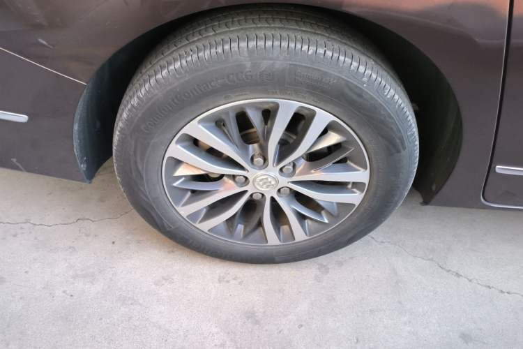 Used Buick GL8 2018 ES 28T Flagship Model China VI Standard