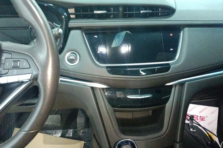 Used Cadillac XT6 2022 2.0T 7-Seater Four-Wheel-Drive Luxury Version
