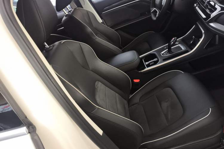 Used Haval H6 2023 National Trend Edition 1.5T Automatic Champion Version
