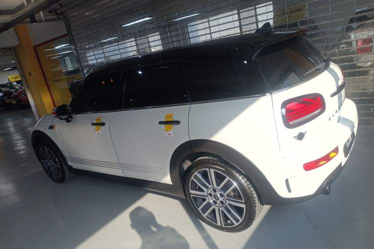 Used MINI Clubman 2023 Revised 2.0T COOPER S Connoisseur