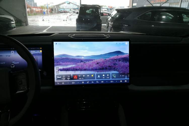 Used Formula Leopard 5 2023 Explore Edition Audio And AC Panel