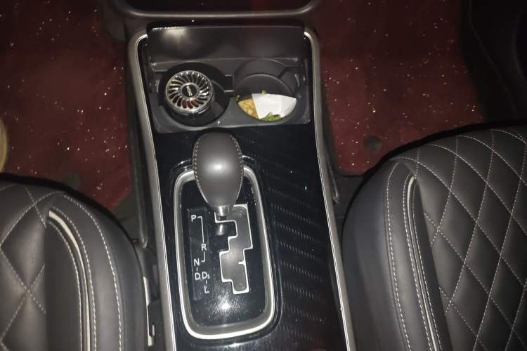 Used Mitsubishi Outlander 2021 2.0L Two-Wheel Drive Comfort Edition 7 Seats
