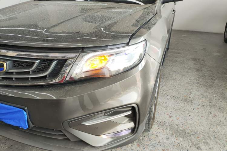 Used Geely Auto Emgrand X7 Sport 2018 1.8TD Automatic Two-Wheel Drive Smart Connect 4G Internet Edition