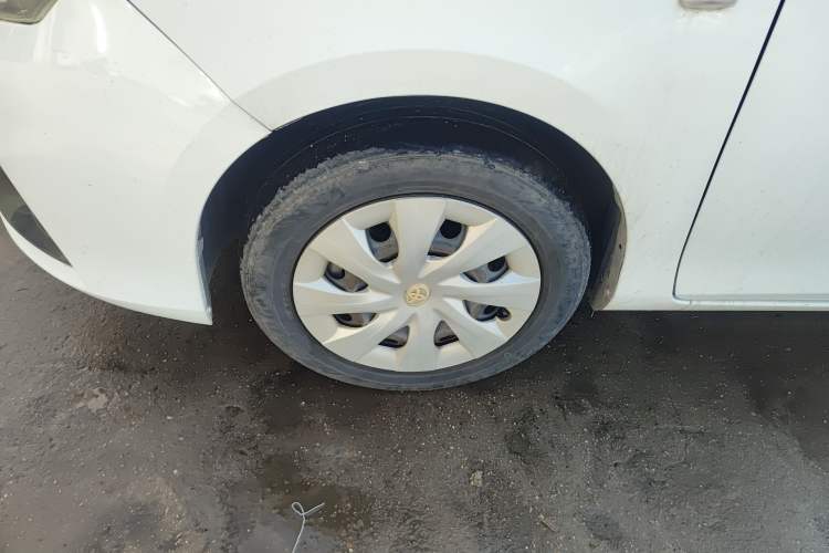 Used Toyota YARiS L Zhi Xuan 2019 1.5E CVT Dynamic Edition China VI compliant