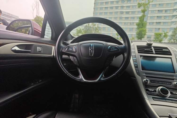 Used Lincoln MKZ 2018 2.0T Luxury Edition