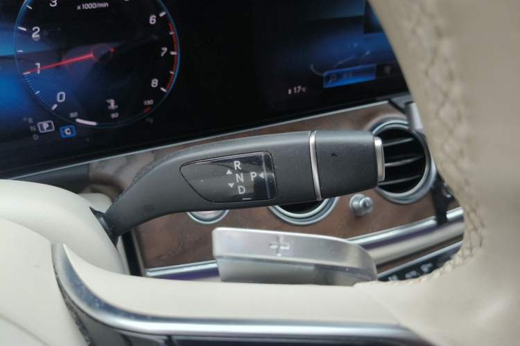 Used Mercedes-Benz E-Class 2021 Restyled E 300 L Luxury Edition
