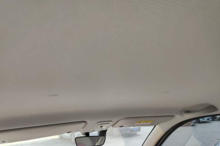 Used Wuling Hongguang MINIEV 2025 Four-Door Version 301km Zhenxiang+ Model
