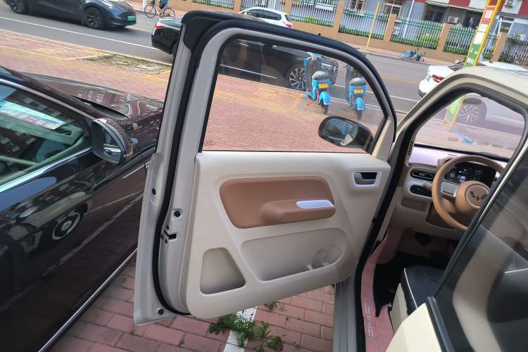 Used Wuling Hongguang MINIEV 2024 3rd Generation 215km Youth Edition