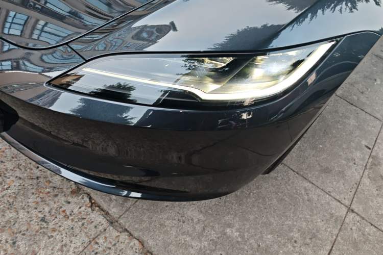 Used Tesla Model 3 2025 Rear-Wheel-Drive Version