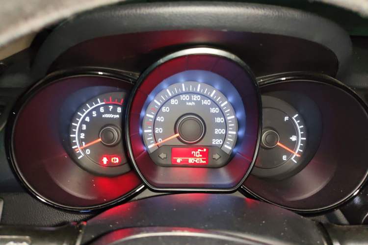 Used Kia K2 2015 Sedan 1.4L MT GLS