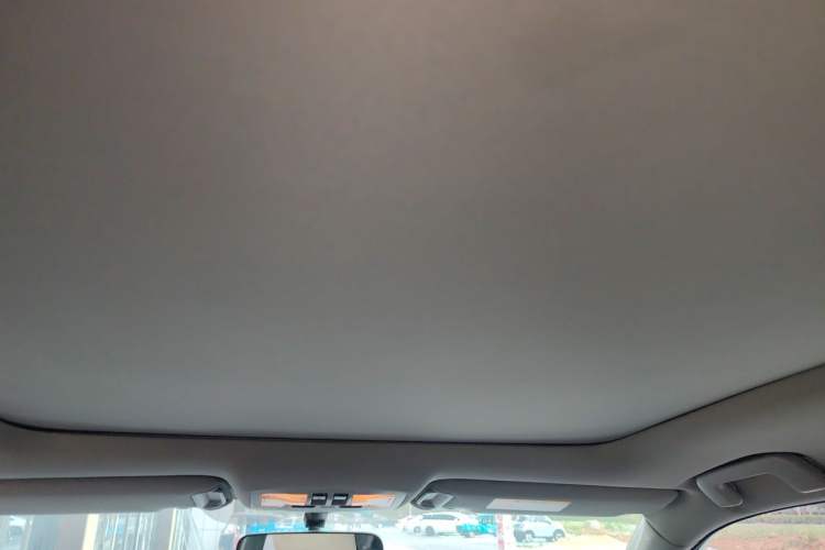 Used Toyota Highlander 2015 2.0T Four-Wheel Drive Luxury Navigation Version with 7 Seats
