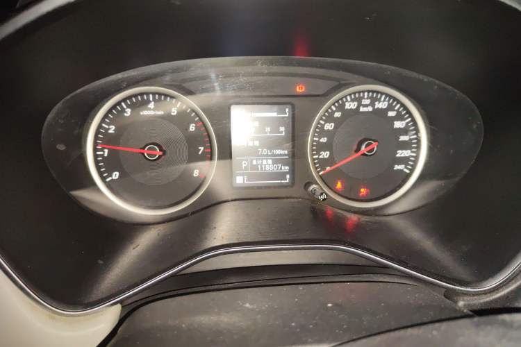 Used Baojun 530 2019 1.5T CVT Luxury Model 7 Seats China V Emission Standard
