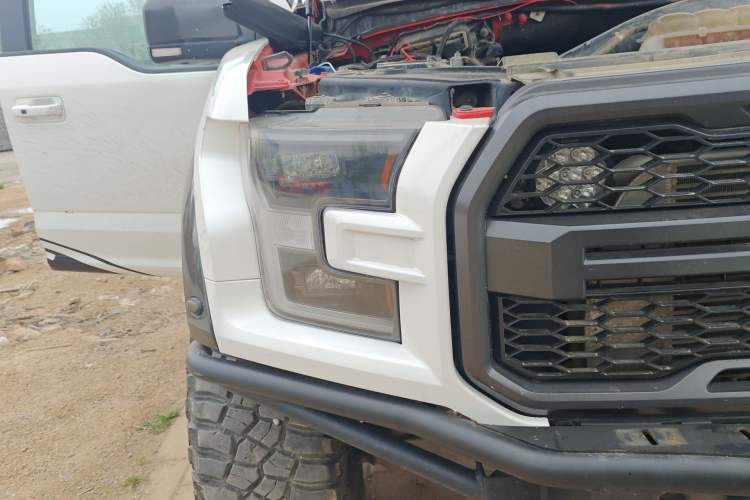 Used Ford F-150 Raptor 2019 3.5T Raptor Performance Enhanced Edition Right Front Headlight