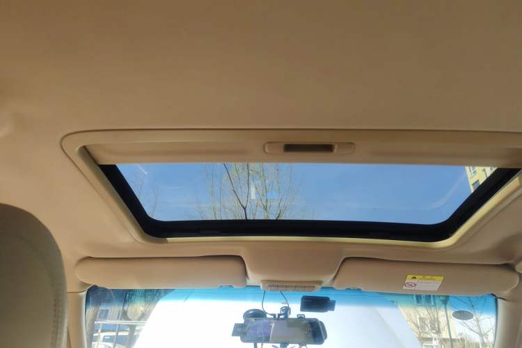 Used Buick GL8 2014 2.4L Executive Edition
