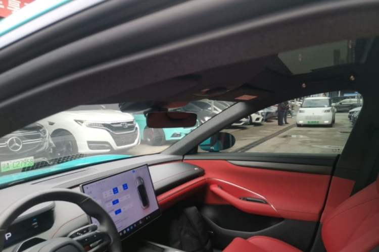 Used Xiaomi Auto SU7 2024 Rear-Drive Long-Range Intelligent Driving Version Headliner