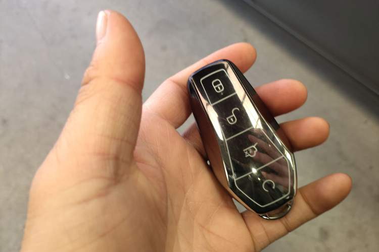 Used BYD Qin PLUS 2024 HONOR Edition DM-i 55KM Leading Model Vehicle Key