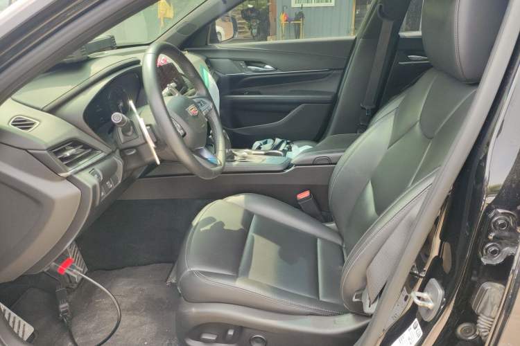 Used Cadillac CT4 2020 28T Fashion Edition Left Front Seat