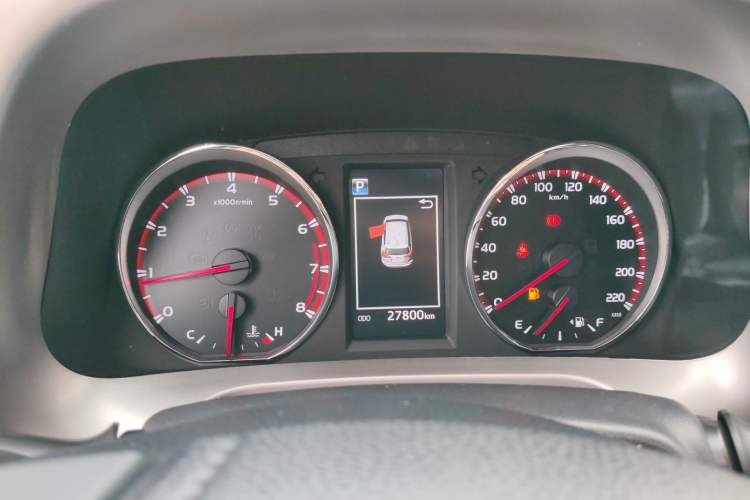 Used Toyota RAV4 2016 2.0L CVT Two-Wheel Drive Smart Edition China V Standard Instrument Cluster