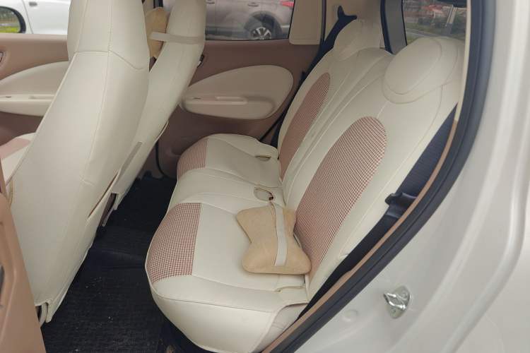 Used Wuling Hongguang MINIEV 2025 Four-Door Version Advanced Edition Left Rear Seat