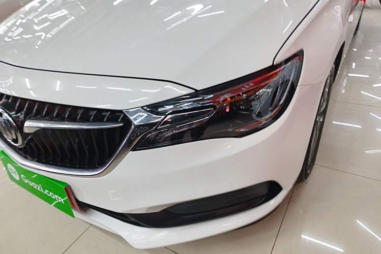 Used Buick GL6 2021 323T Mild Hybrid Connect Luxury Model
