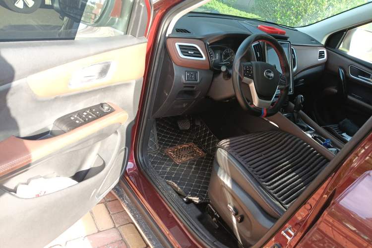 Used SWM X7 2017 1.5T Automatic Prestige Version 7 Seats