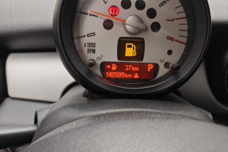 Used MINI 2011 1.6L ONE
