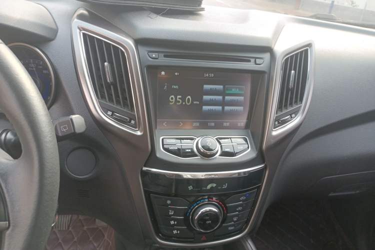 Used Changan CS75 2014 2.0L Manual Luxury Version China V Standard