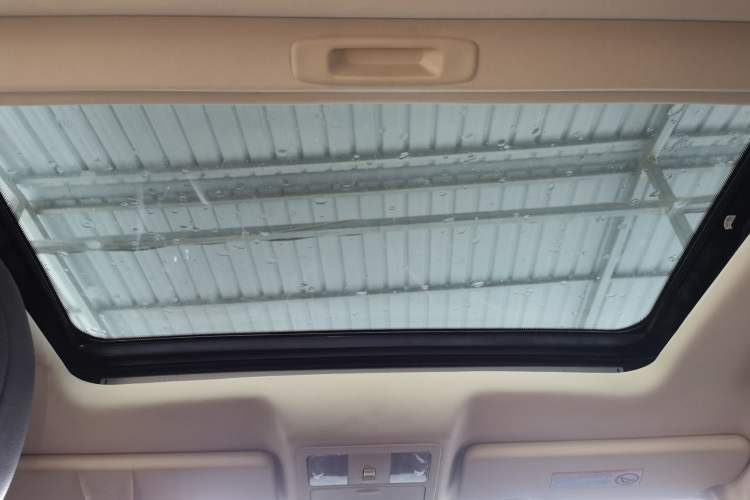 Used Dongfeng Aeolus AX7 2015 2.0L Manual Zhiyi Trim Headliner