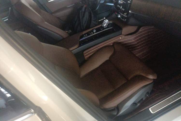 Used Volvo S90 2021 B5 Zhiyuan Luxury Edition
