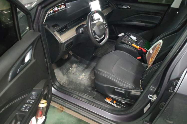 Used NETA V 2021 Standard Range Entertainment Version – Upgraded Model