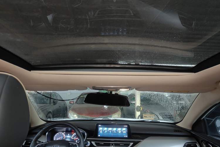 Used CHANGAN Raeton CC 2018 1.5T Automatic Zhiya Model China V Standard
