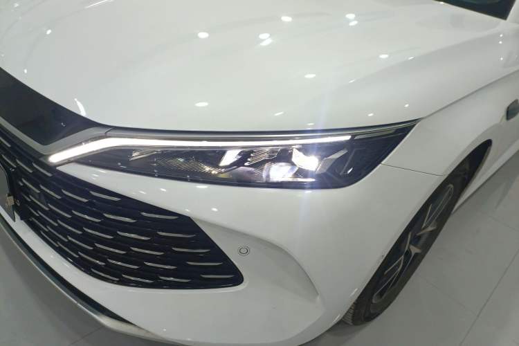 Used BYD Qin L 2025 DM-i Smart Drive 120KM Leading Model Left Front Headlight