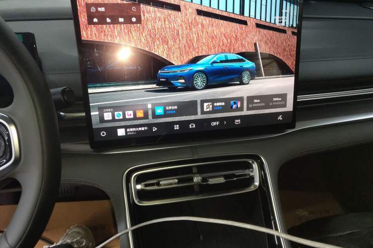 Used Geely Galaxy A7 2025 Model EM-i 70km Launch Edition
