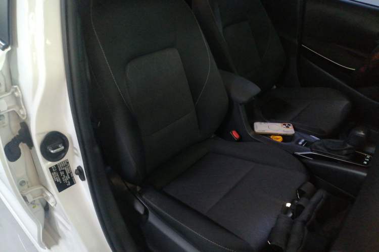 Used Toyota Corolla 2023 1.8L Smart Electric Hybrid Dual-Motor Pioneer Edition Right Front Seat