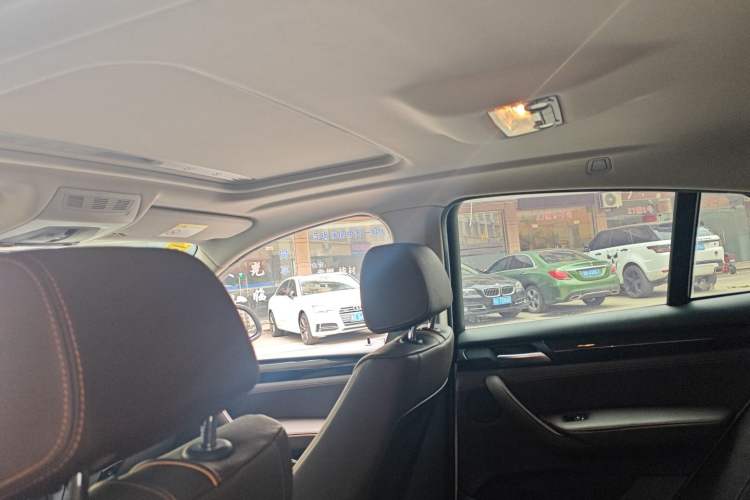 Used BMW X4 2014 xDrive20i X Design Package Headliner