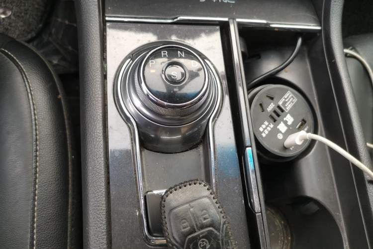 Used Ford Taurus 2017 EcoBoost 245 Fashion Edition