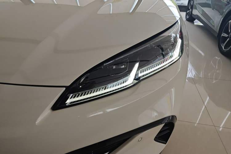 Used BYD Seal 06 New Energy 2025 DM-i Smart Drive 120KM Deluxe Model
