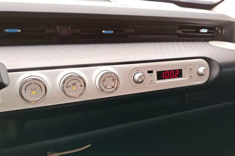 Used Wuling Hongguang MINIEV 2022 GAMEBOY 300km Enthusiast Model with Lithium Iron Phosphate
