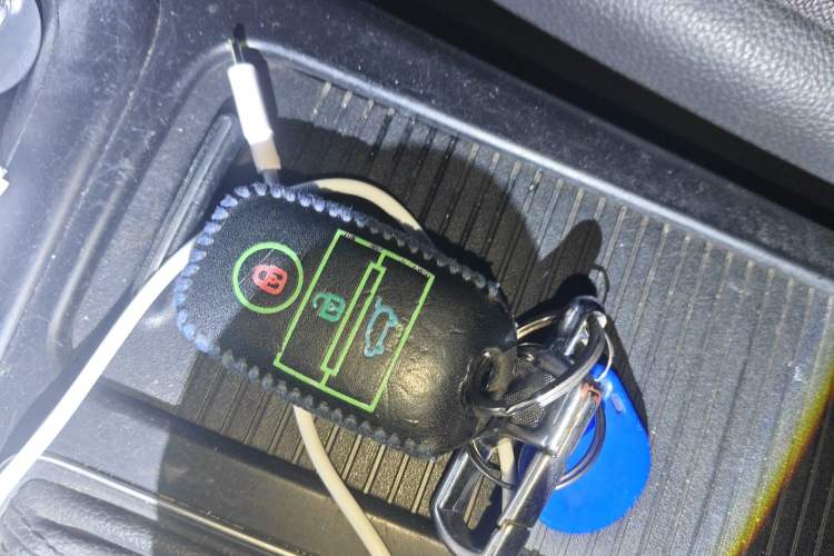 Used Kia Sorento 2013 2.2T 5-Seater Diesel Luxury Edition Vehicle Key