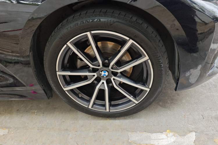 Used BMW 3 Series 2020 320Li M Sport Package Right Front Wheel Hub