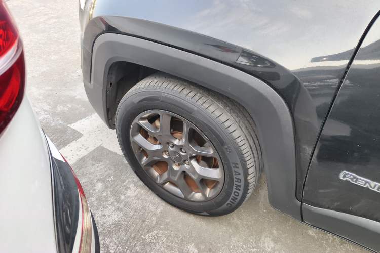 Used Jeep Renegade 2017 180T Automatic Kinetic Edition+