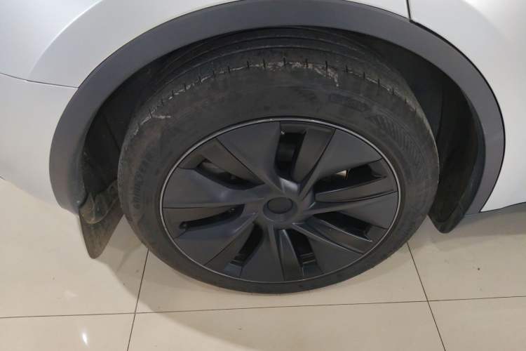 Used Tesla Model Y 2024 Rear-Wheel-Drive Version
