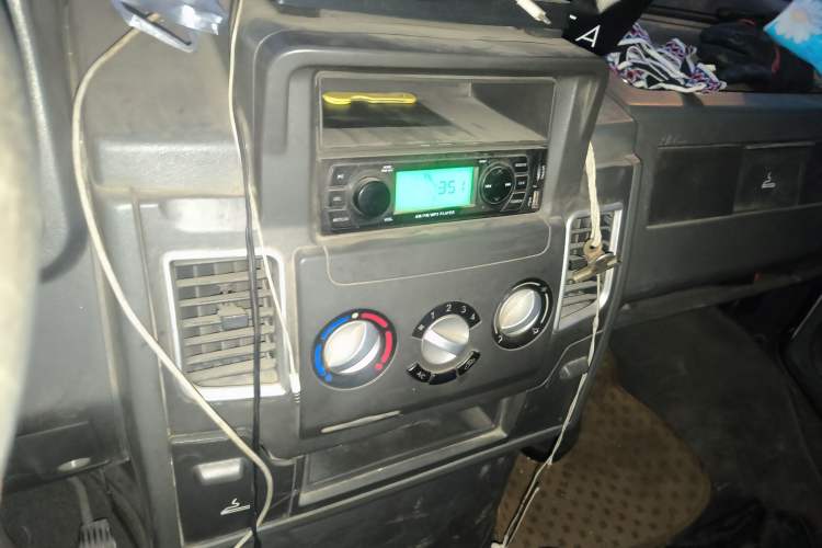 Used Iveco Daily 2014 2.5T-A35 NJ6484ACM47Z4