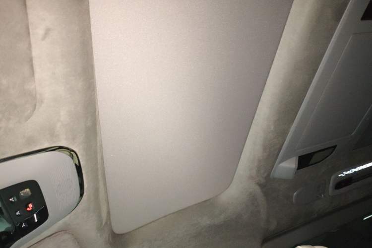 Used Zeekr 009 2024 Six-Seat Executive Version 4WD 108 kWh
