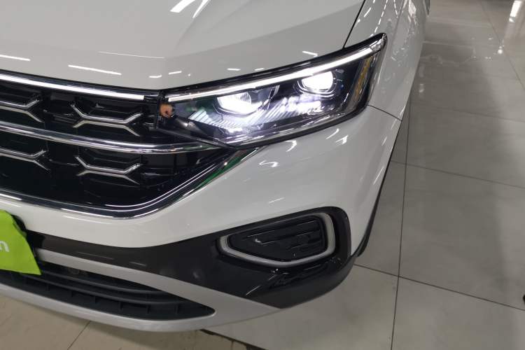 Used Volkswagen Tayron 2023 300TSI Two-Wheel-Drive Luxury Plus Advanced Edition Left Front Headlight